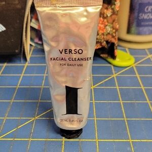 Verso Facial Cleanser For Daily Use 25ml New Sealed Tube